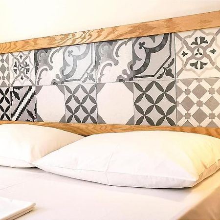 Central Apartment, Fully Equipped Himara Kültér fotó